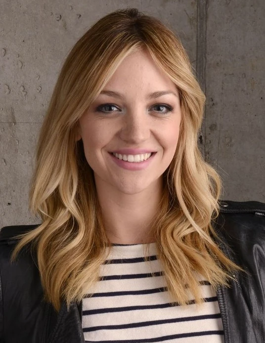 Abby Elliott, actress known for The Bear