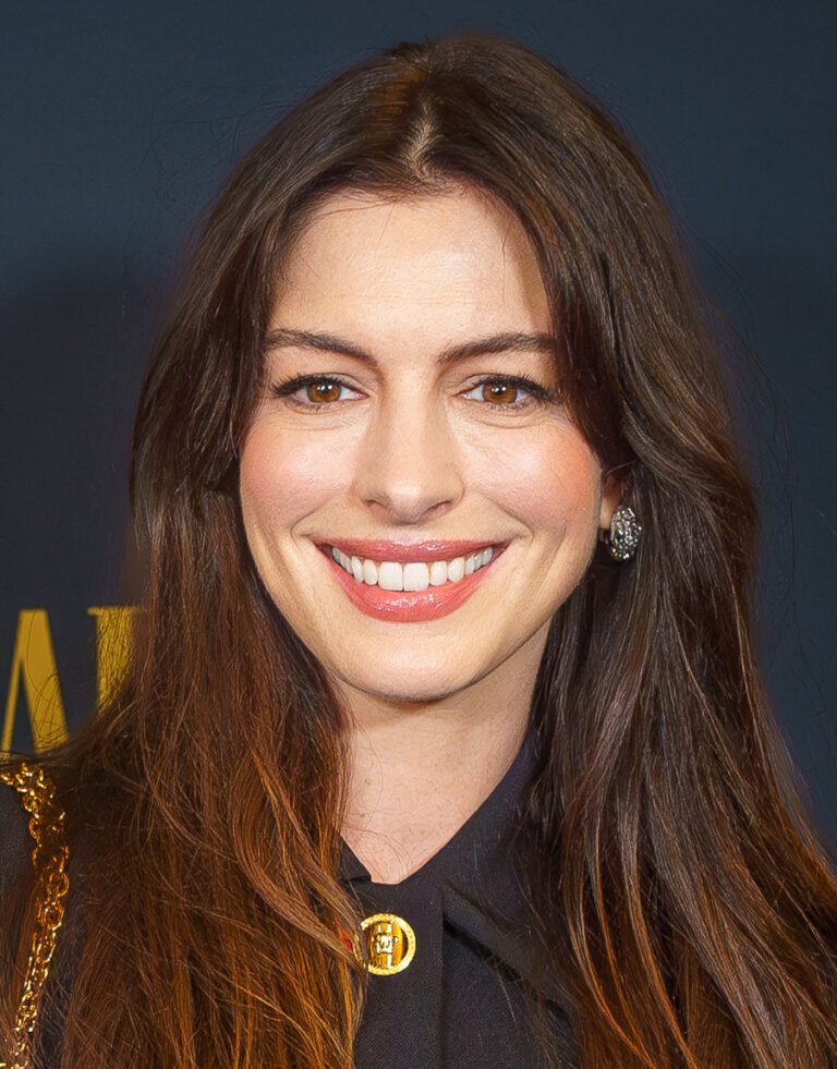 Anne Hathaway