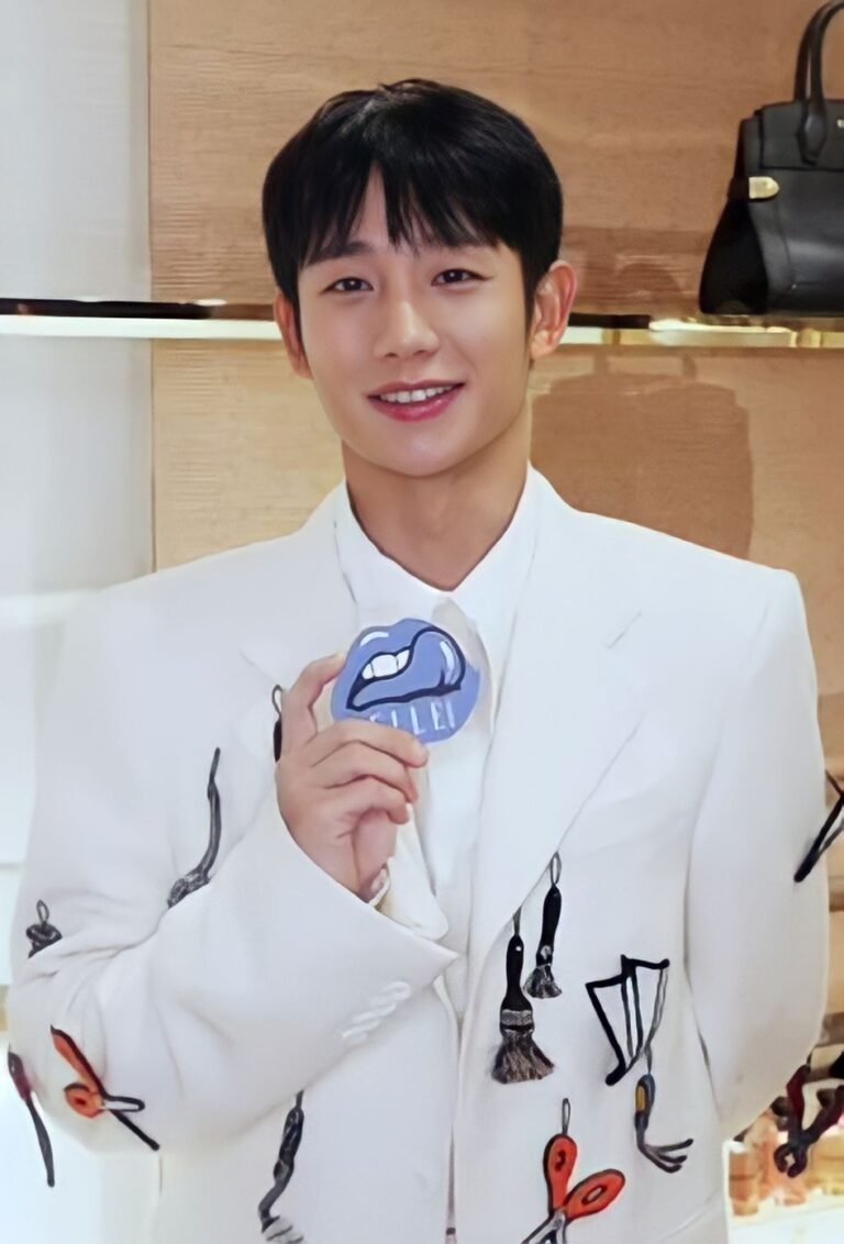 Jung Hae-in, star of Netflix's Our Sticky Love