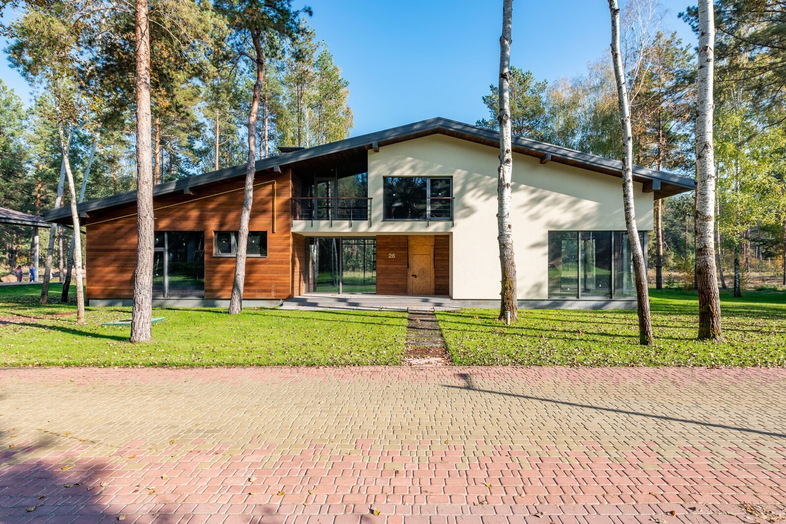Illustrative modern house exterior, not Austin Butler's actual residence