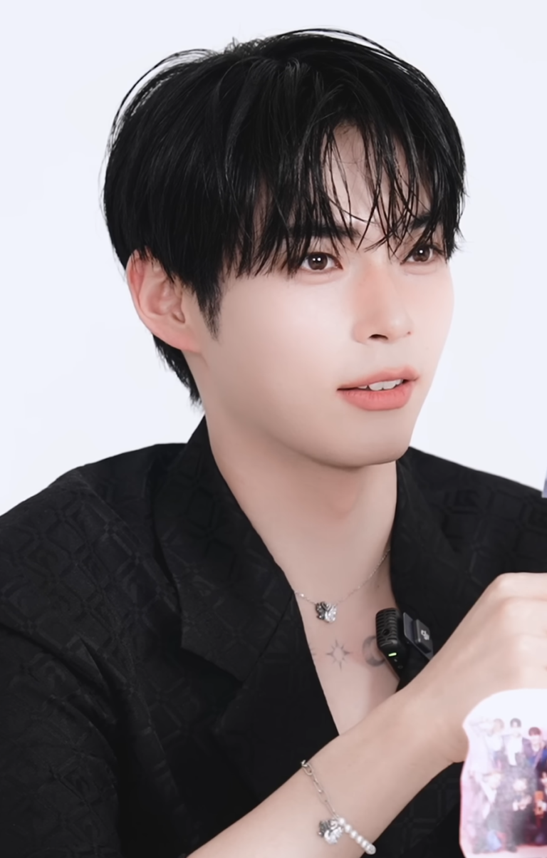 Sung Han Bin of ZEROBASEONE, who announced his solo debut for October 12. Credit: Wikimedia Commons, CC BY 3.0
